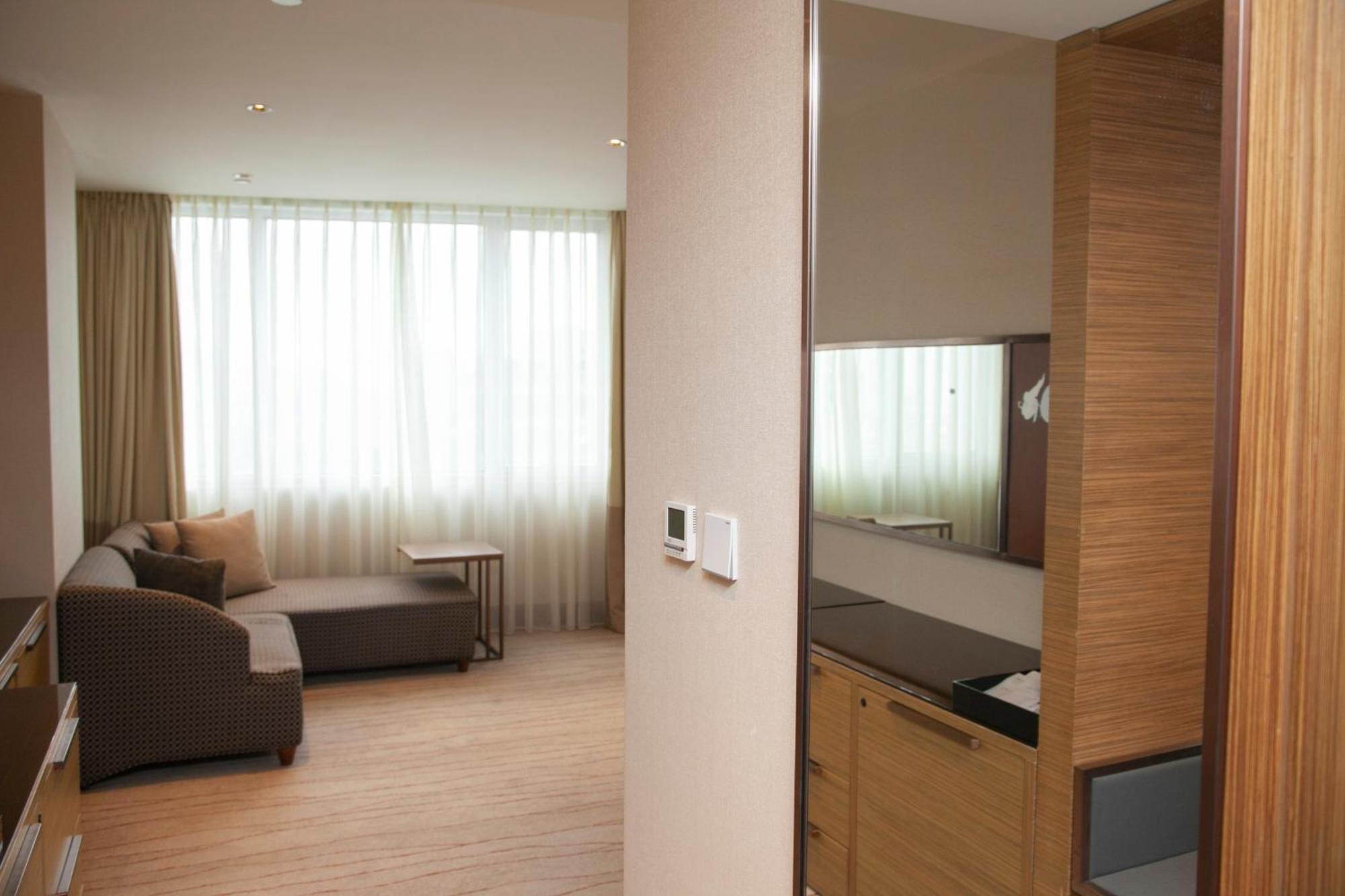 Four Points By Sheraton Shanghai, Daning Екстериор снимка